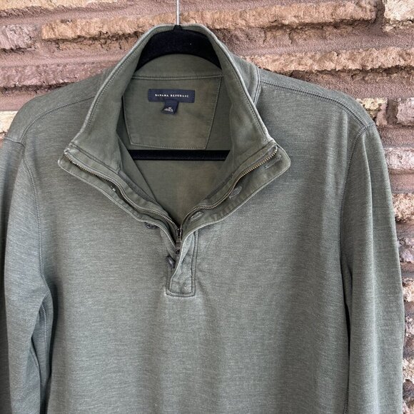 Banana Republic Green Button 1/4 Zip Henley Polo Sweater Size Medium - Picture 5 of 9
